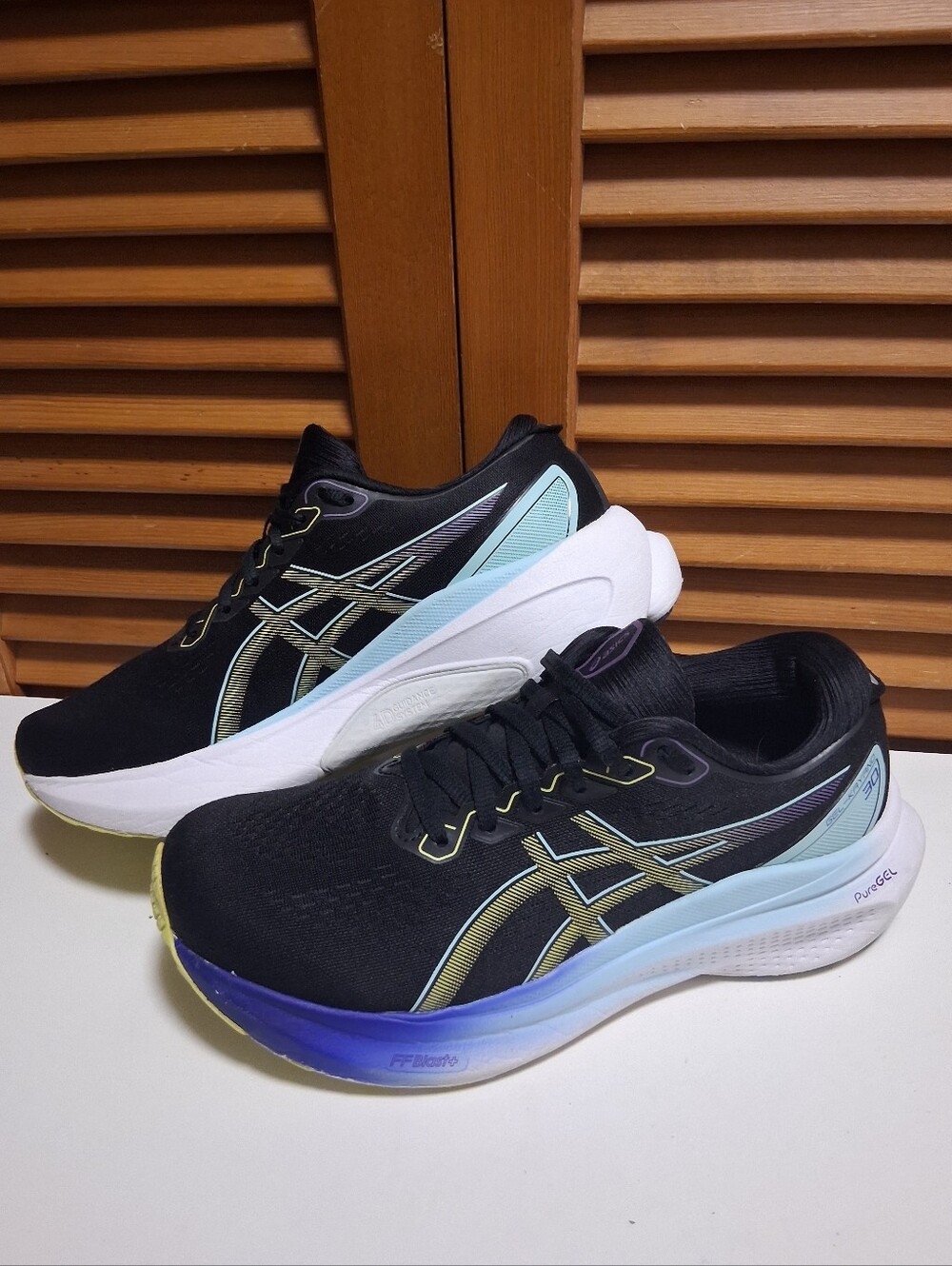 Asics Gel Kayano 30 Womens Running Shoes Black Glow Yellow Size 8
